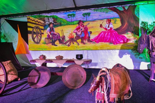 Festa do Peão de Jaguariaíva, em celebração aos 200 anos da cidade, se  inicia nesta quinta (14) - Boca no Trombone